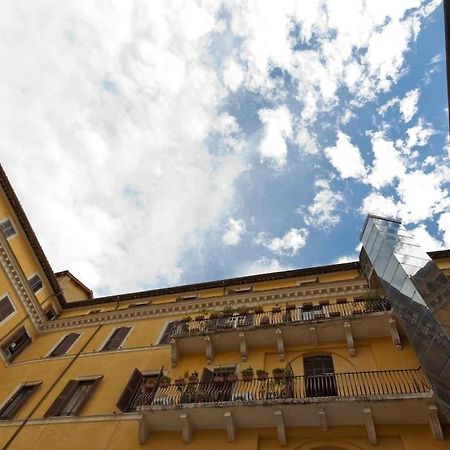 Discover The Pantheon From The Berardi Studio Flat Екстериор снимка