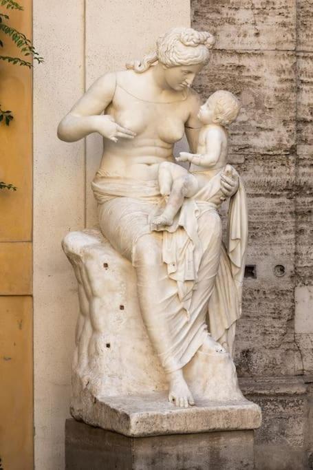 Discover The Pantheon From The Berardi Studio Flat Екстериор снимка