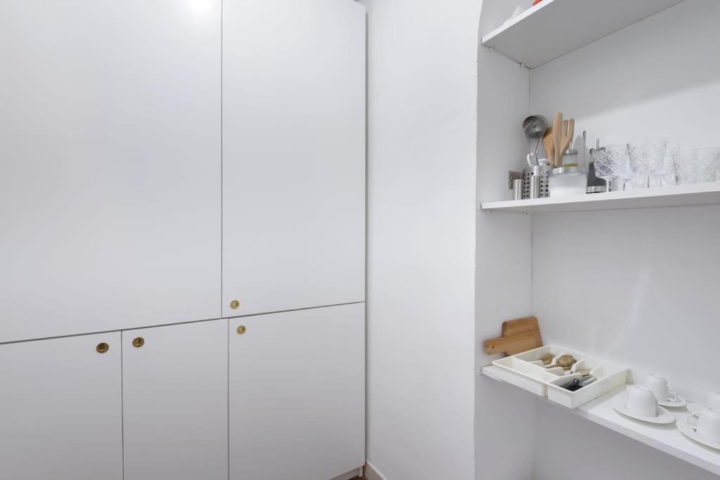 Discover The Pantheon From The Berardi Studio Flat Екстериор снимка
