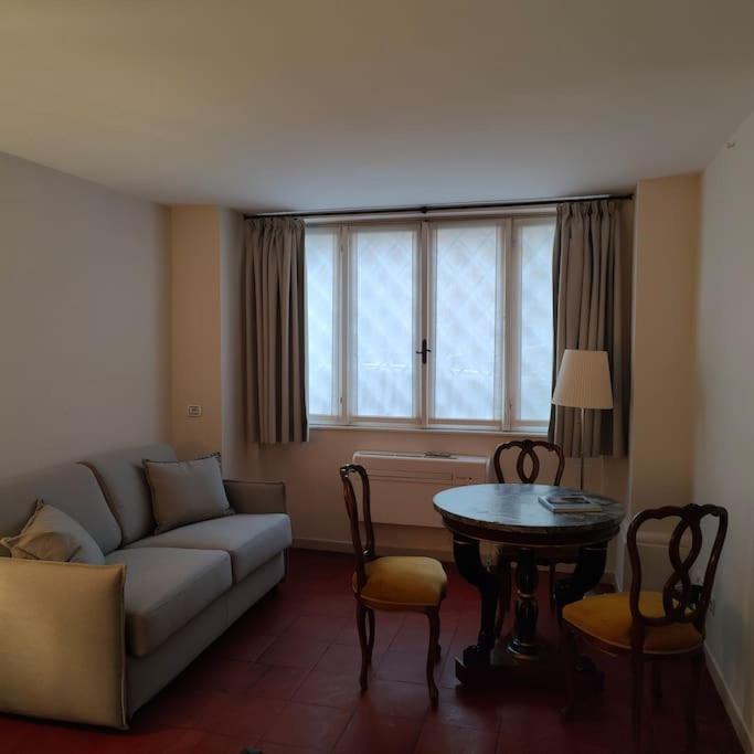 Discover The Pantheon From The Berardi Studio Flat Екстериор снимка